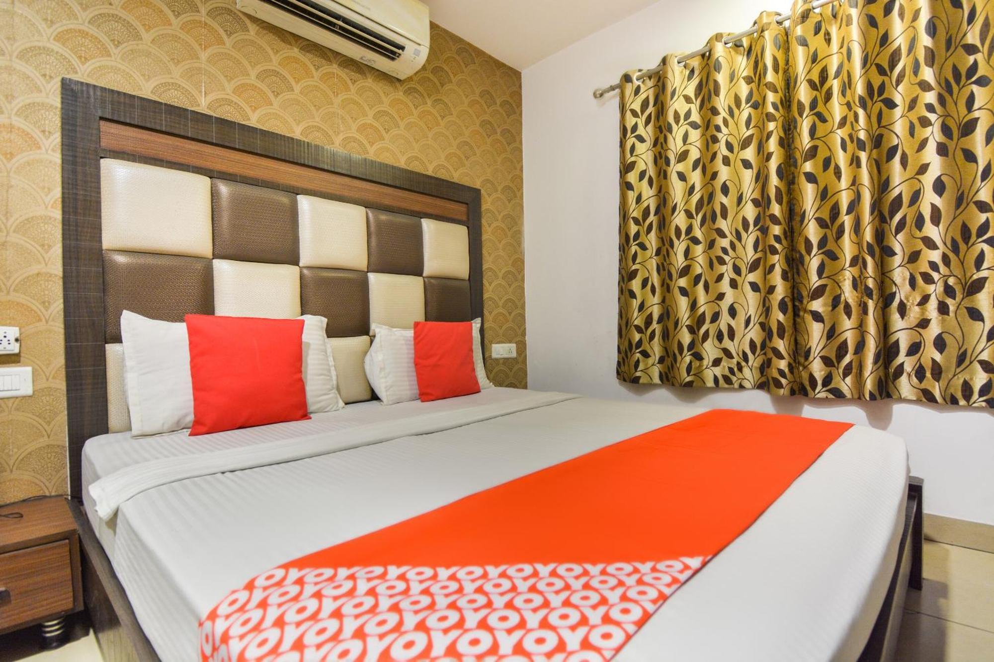 Hotel O Lexis Ludhiana Exterior foto